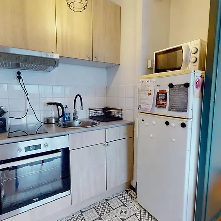 Le Dauphin Bleu Face Apartment