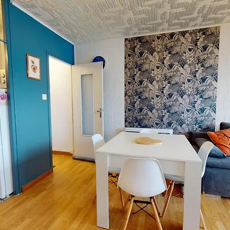 Le Dauphin Bleu Face Mer Apartment
